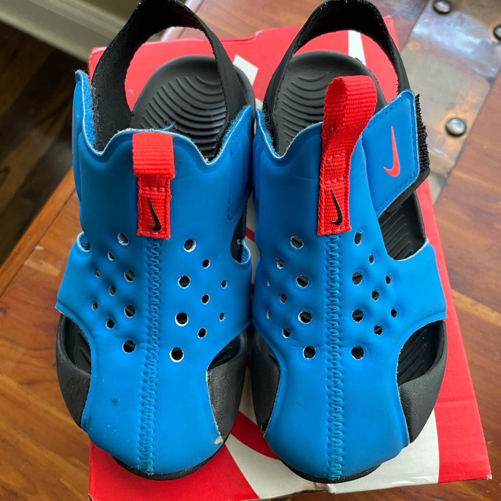 NIKE TODDLER BOYS SUNRAY PROTECT